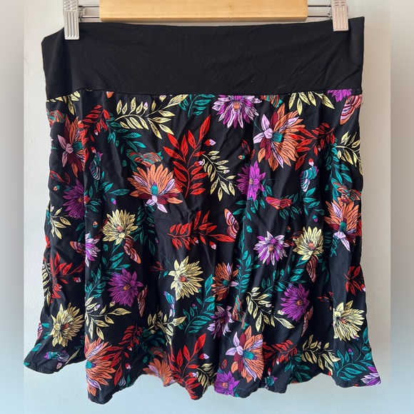 Marie C Made in Montreal Floral Black Skirt L - Picture 5 of 9